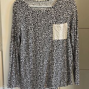 LOFT Black and White Patterned Long Sleeve Top